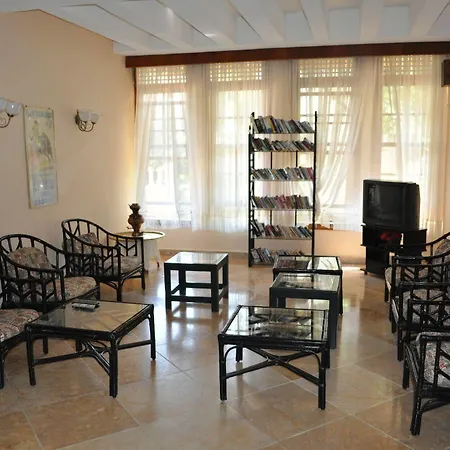 Hotel 47 Icmeler 2*